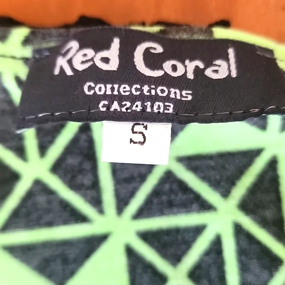 ✨️11✨RED CORAL COLLECTIONS, Unique Long Top or Dress, Neon Green Underlay w/ Blk - Picture 3 of 7